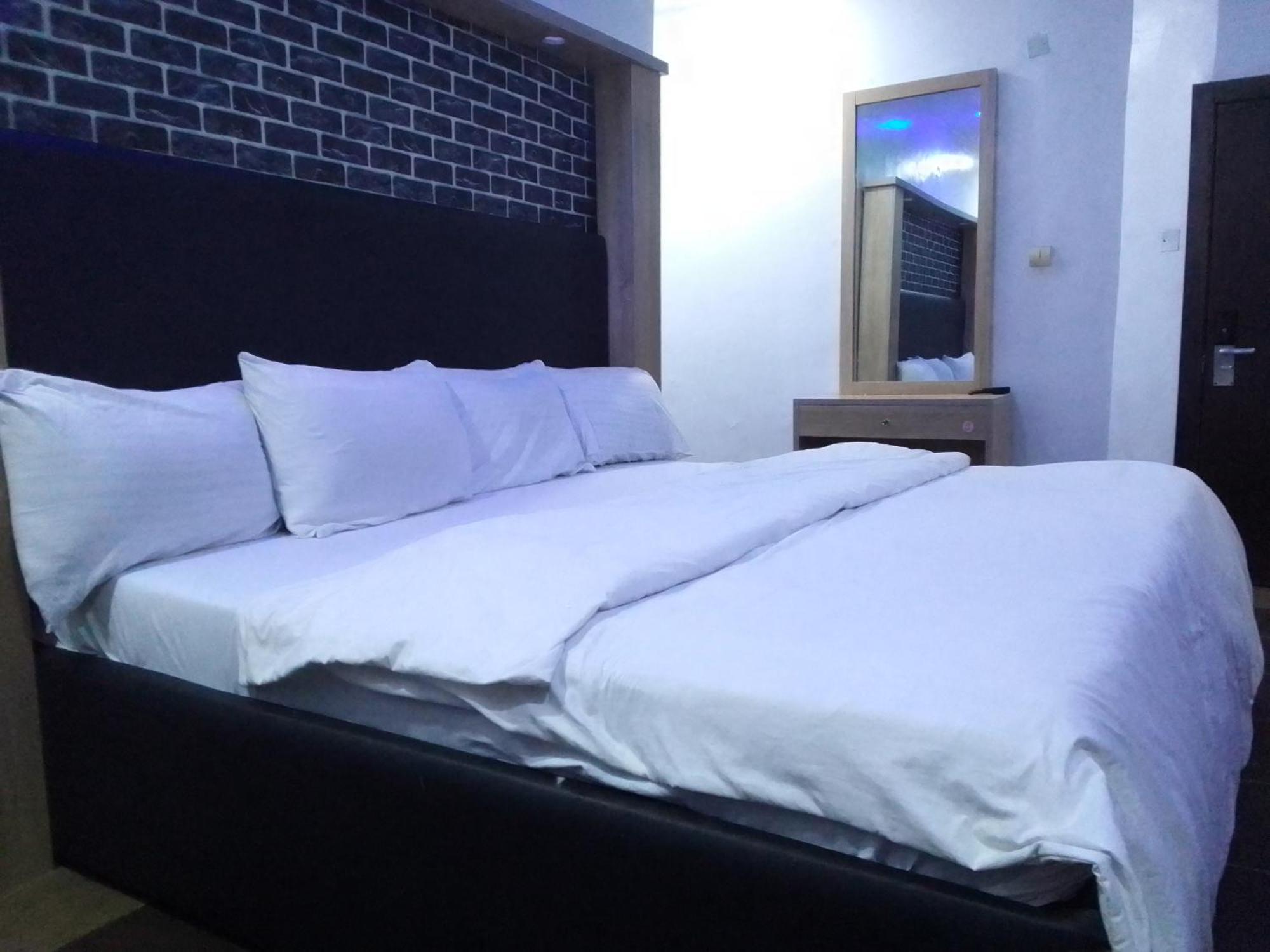 Hotel Exclusive Mansion Lekki Phase 1 Ilado Esterno foto